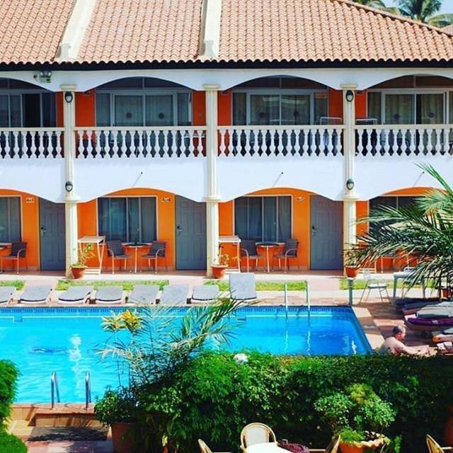 Cape Point Hotel Bakau 외부 사진