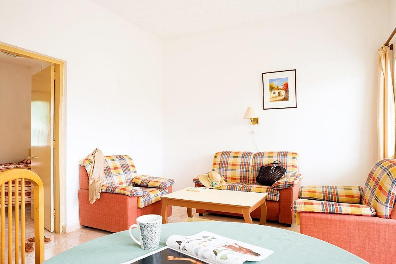 Cape Point Hotel Bakau 외부 사진